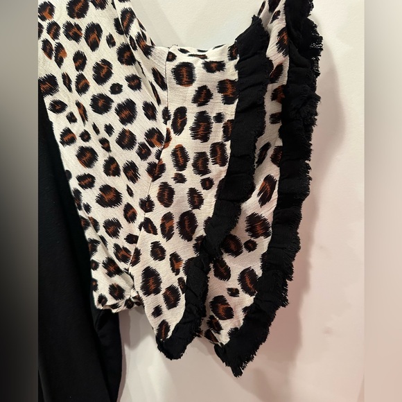 NWT Umgee Linen Blend Animal Print Ruffle Sleeves Tunic Top Blouse Sz XL - Picture 6 of 10